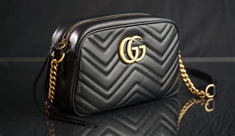 gucci original website.